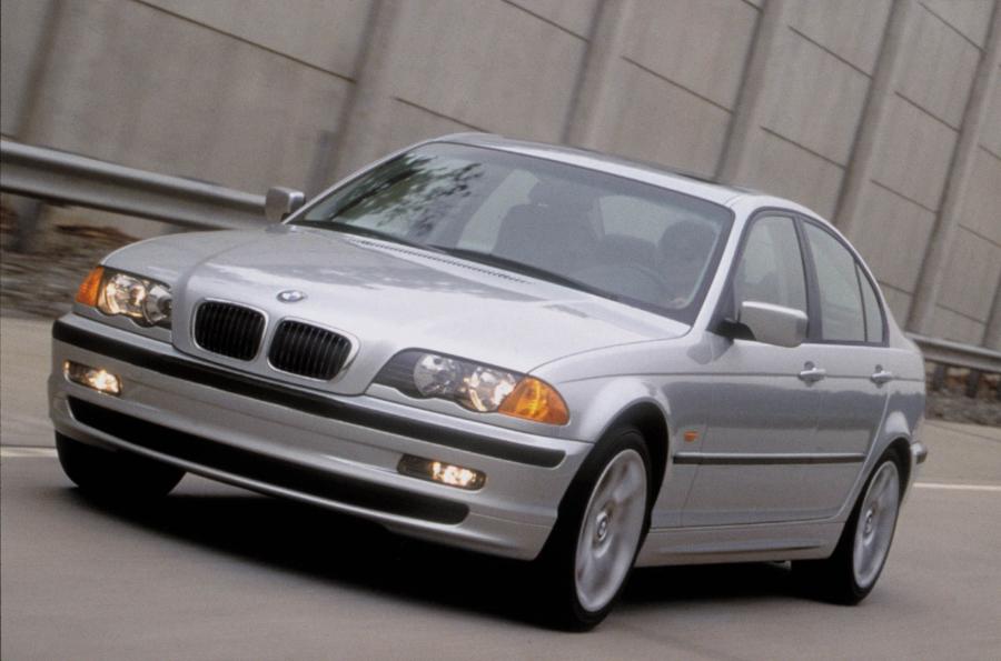 BMW 3-Series 1999 года  (фото 1 из 25)